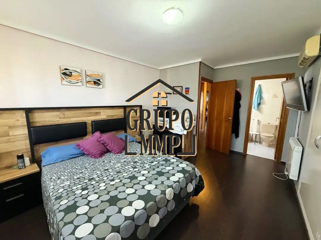 Habitación de Apartamento en venta en Benicasim / Benicàssim con Aire acondicionado, Calefacción y Amueblado