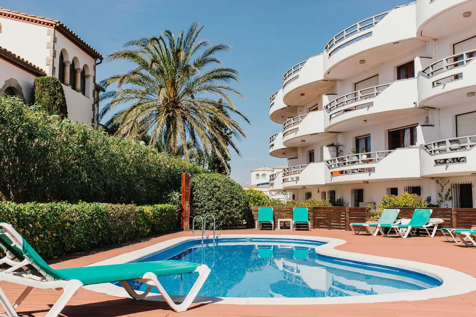 Piscina de Casa adosada en venda en Empuriabrava amb Aire condicionat, Calefacció i Terrassa