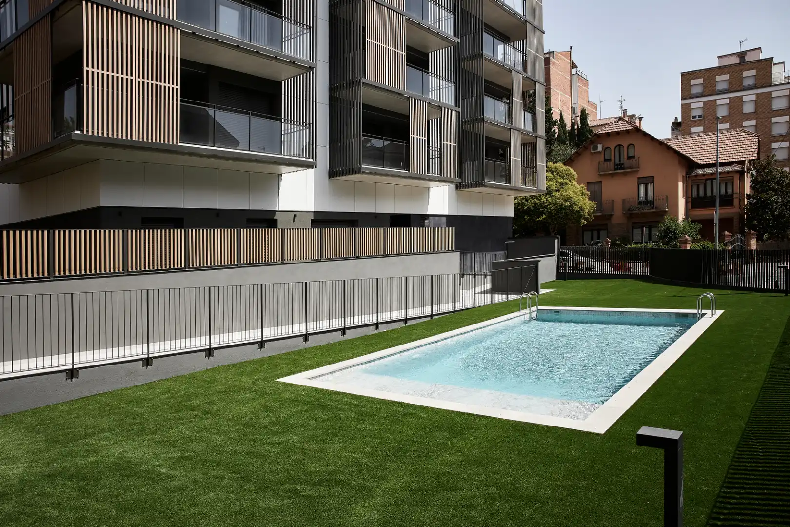 Bajo de obra nueva con terraza en venta en Carrer de València 9, imagen 20