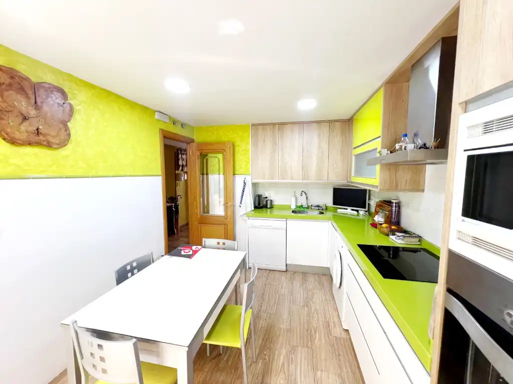 Cuina de Casa o xalet en venda en Getafe amb Aire condicionat, Calefacció i Terrassa