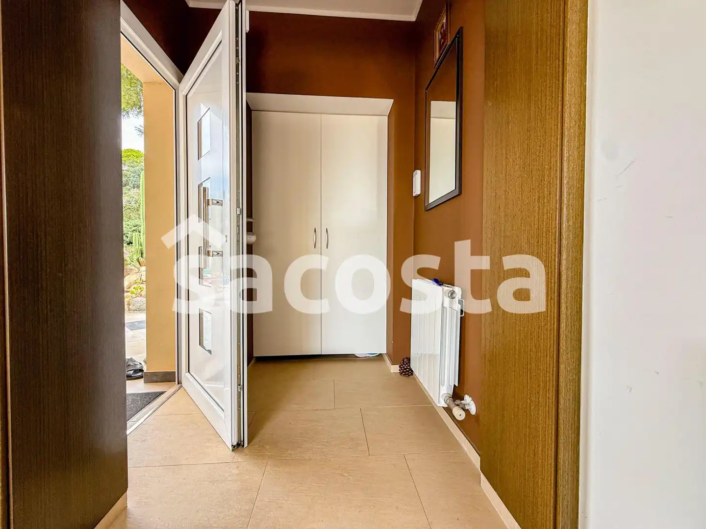Haus oder Chalet zum Verkauf in Lloret de Mar mit Klimaanlage, Heizung und Privatgarten