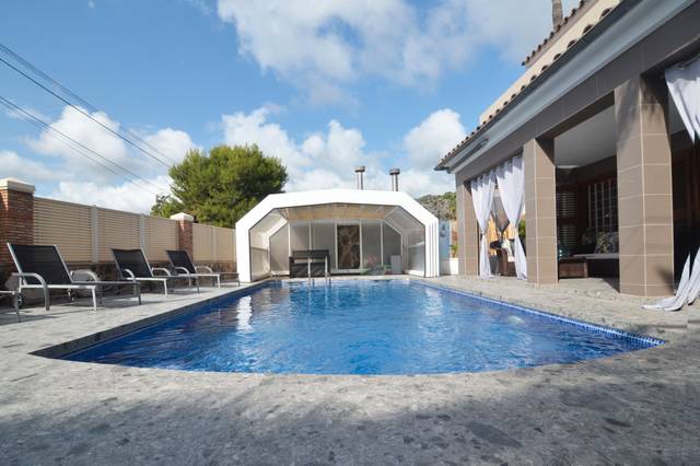 Casa-chalet en Venta en Carrer Torre Endoménech en Torreón - La Almadraba