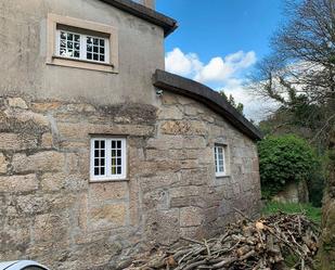 Vista exterior de Casa o xalet en venda en A Cañiza   amb Calefacció, Jardí privat i Terrassa