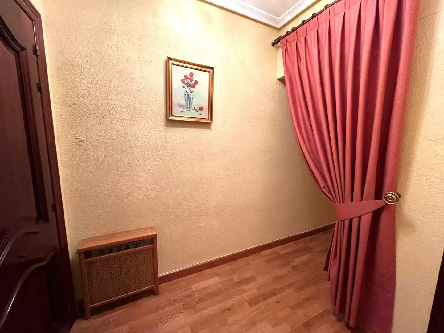Piso en venta en Cuéllar con Calefacción, Parquet y Trastero