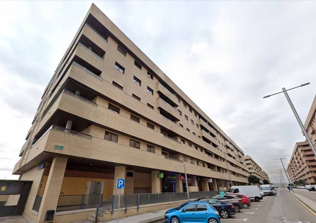 Piso en Venta en Calle Rembrandt en El Quiñón