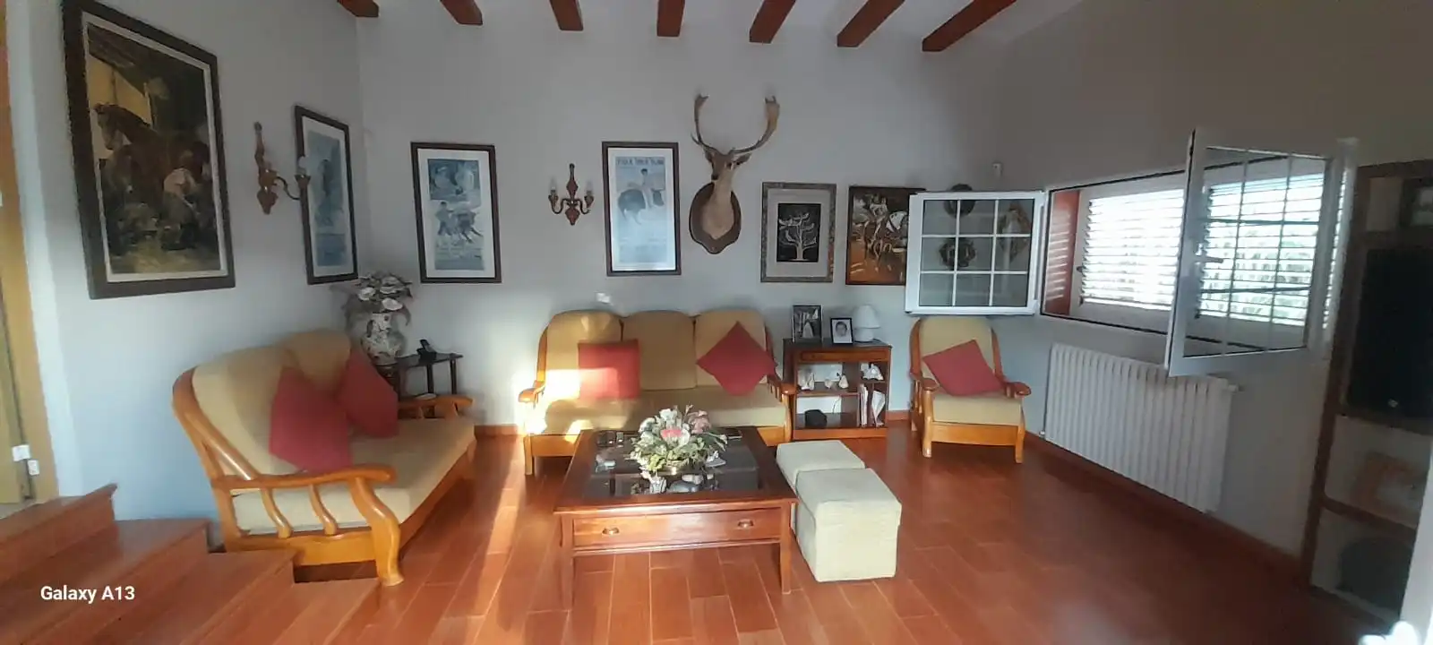 Sala d'estar de Casa o xalet en venda en Paterna amb Aire condicionat, Calefacció i Jardí privat