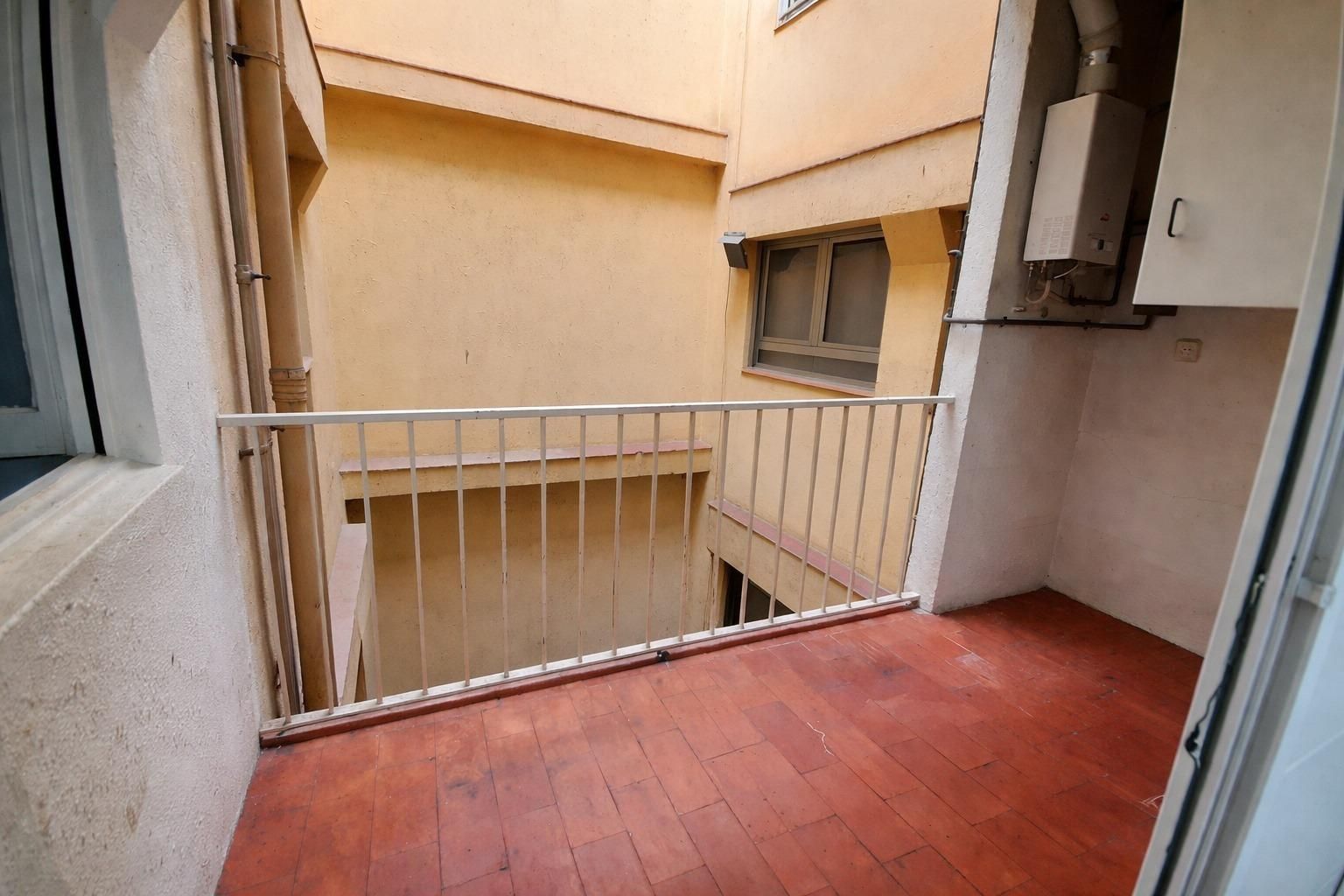 Terraza de Piso en venta en Santa Coloma de Gramenet con Terraza y Balcón