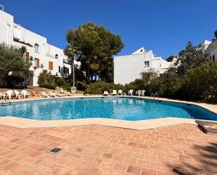 Swimming pool of Single-family semi-detached for sale in Calvià  with Air Conditioner, Terrace and Community pool