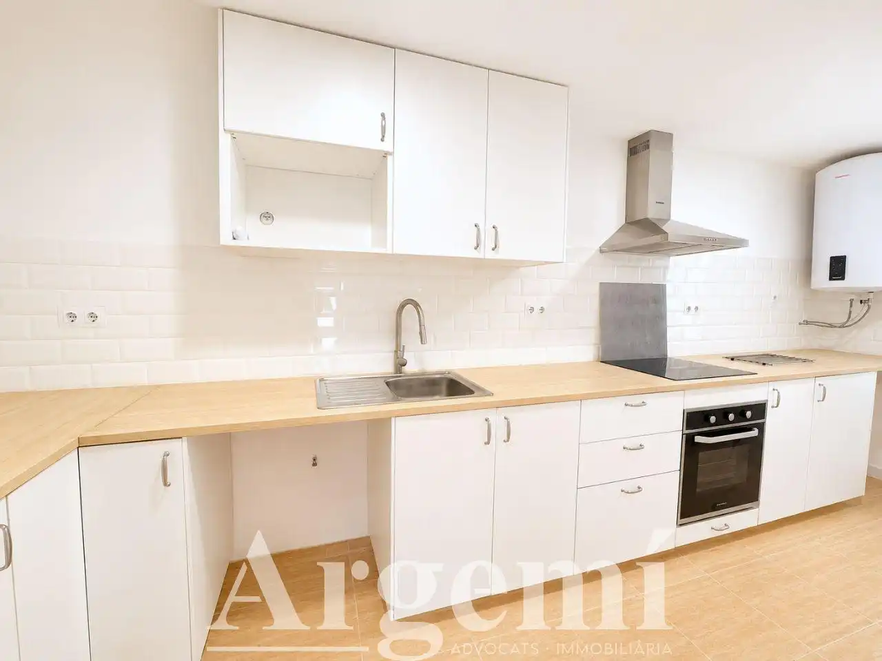 Cocina de Piso en venta en Palau-solità i Plegamans con Aire acondicionado