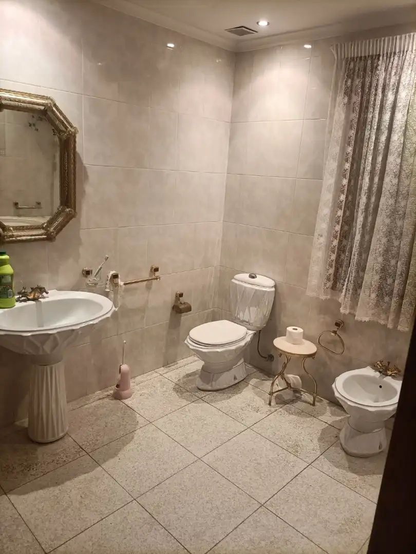 Bathroom of Flat for sale in Monforte de Lemos  with Heating, Private garden and Storage room