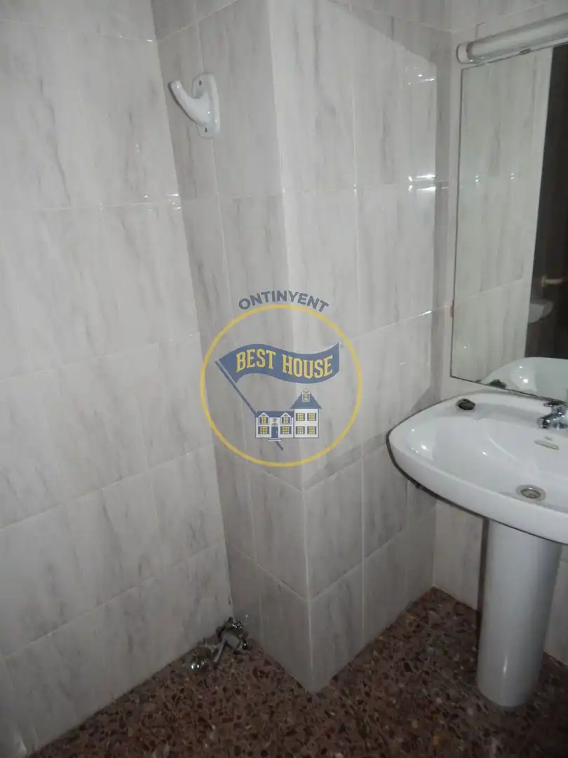 Business premises for sale in Sant Josep - Zona Hospital, imagen 23