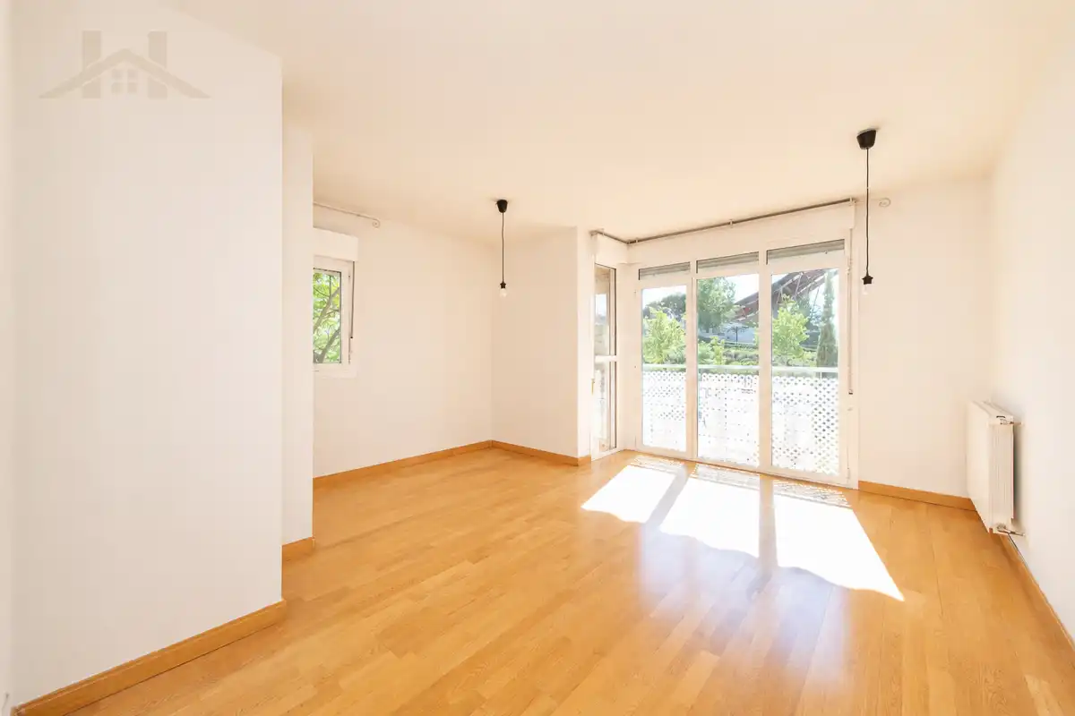 Sala d'estar de Pis en venda en Alcobendas amb Aire condicionat, Calefacció i Parquet