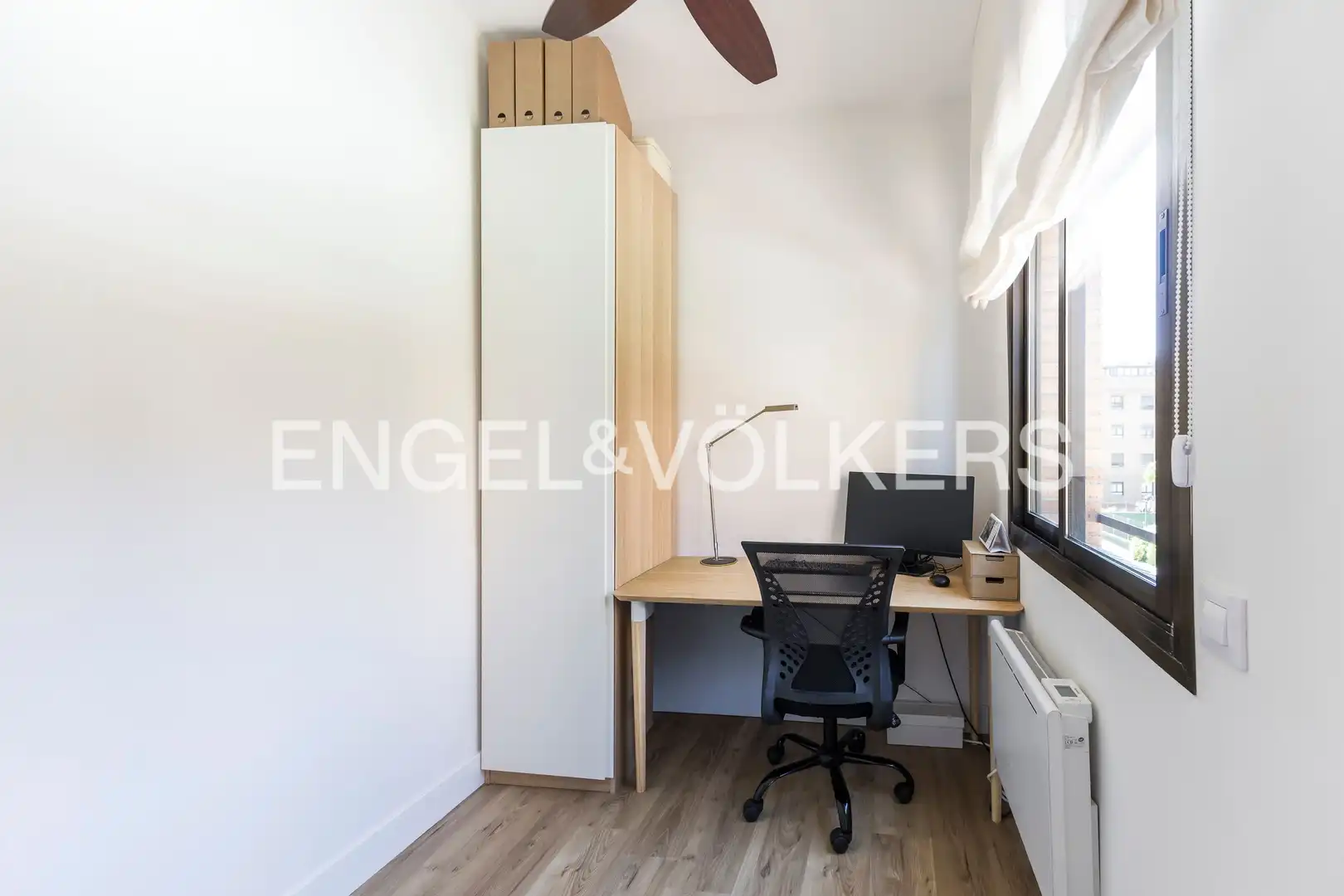 Flat for sale in Madrid  with Air Conditioner, Heating and Swimming Pool