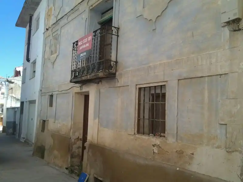 Houses for sale in C/ San Valero , Alloza