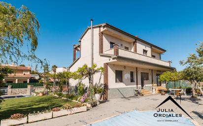 Exterior view of House or chalet for sale in Masquefa  with Terrace, Swimming Pool and Balcony