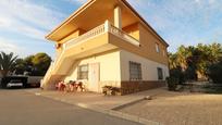 Vista exterior de Casa o xalet en venda en Elche / Elx amb Aire condicionat, Jardí privat i Terrassa