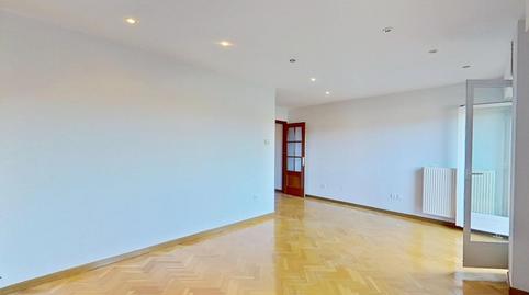 Foto 2 de Dúplex de alquiler en Calle Alondra, Sevilla la Nueva, Madrid