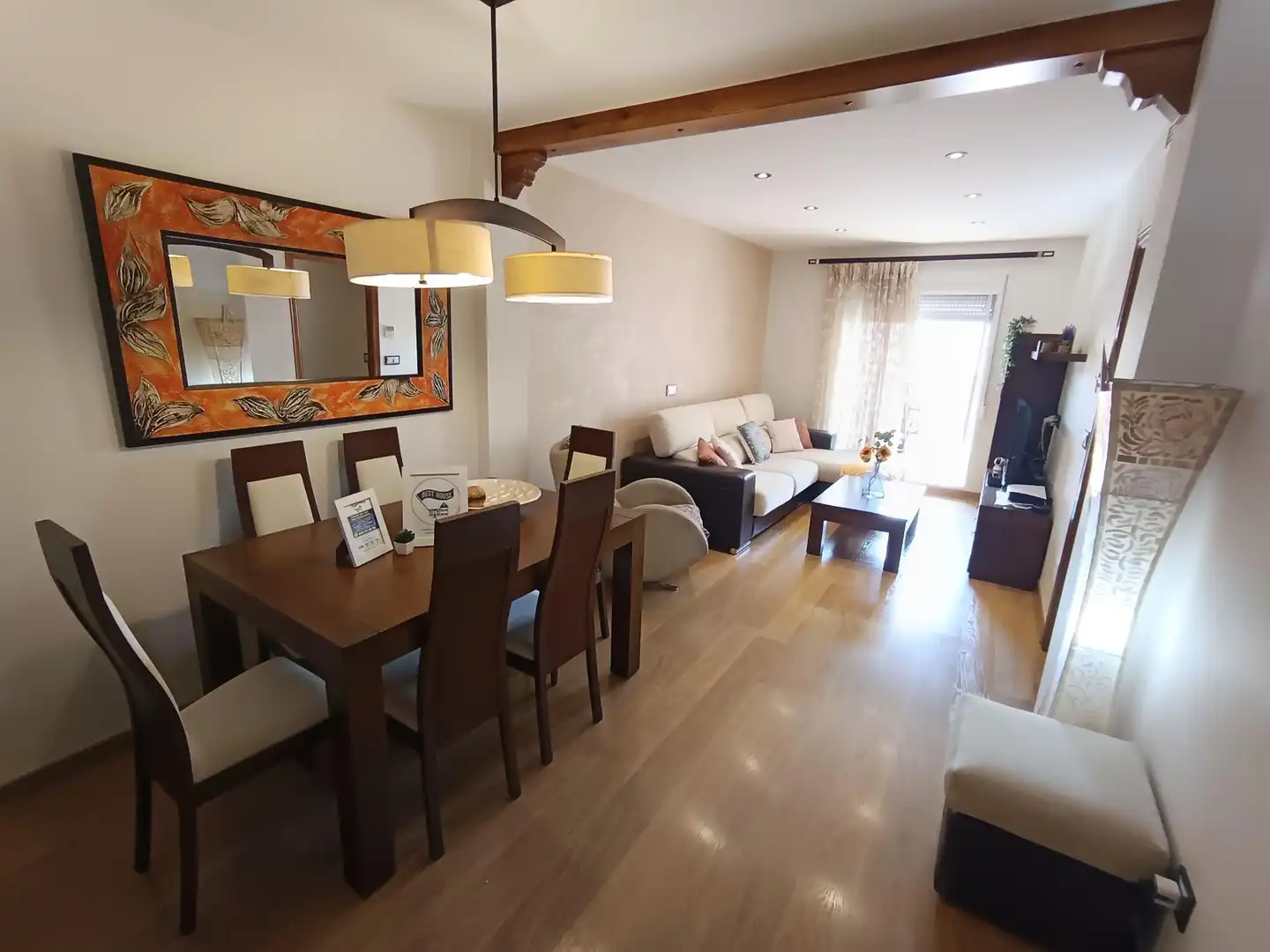 Wohnzimmer von Erdgeschoss zum Verkauf in Casco Urbano