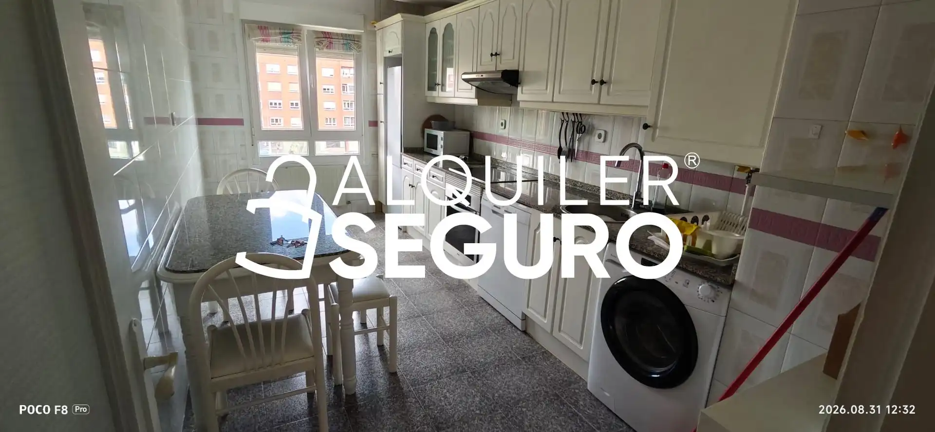 Cuina de Pis de lloguer en Gijón  amb Calefacció i Moblat