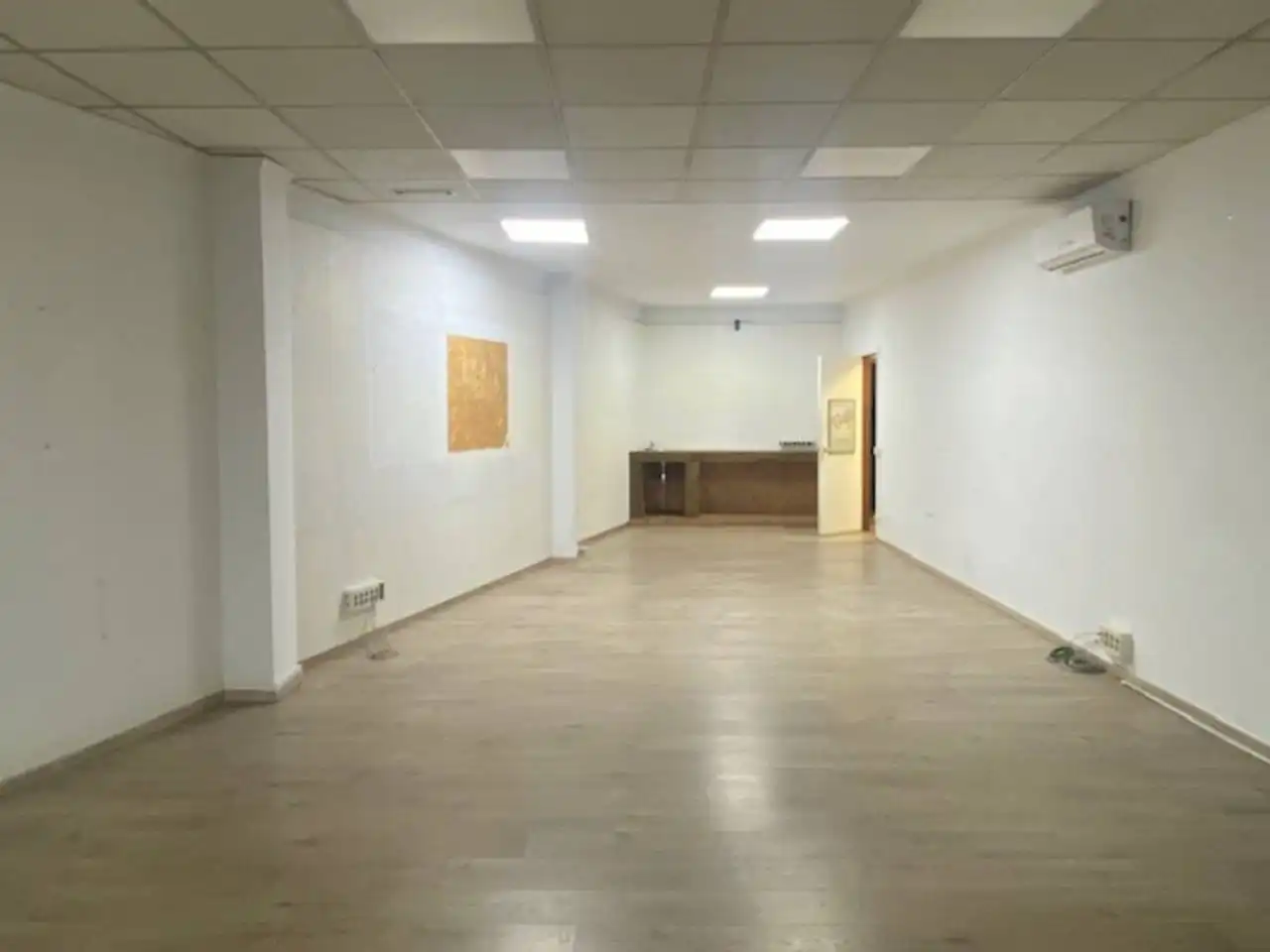 Gewerbefläche zur Miete in Calle Can Bellsola, imagen 4