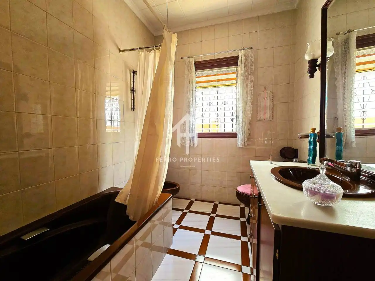 Bany de Casa o xalet en venda en Algarinejo amb Aire condicionat i Terrassa
