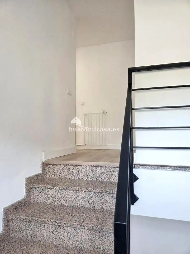 Casa adosada en venda en Jaén amb Aire condicionat, Terrassa i Piscina