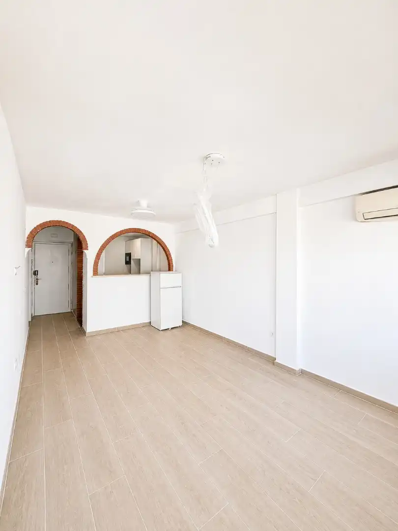 Apartamento en venta en Benalmádena con Aire acondicionado, Terraza y Amueblado