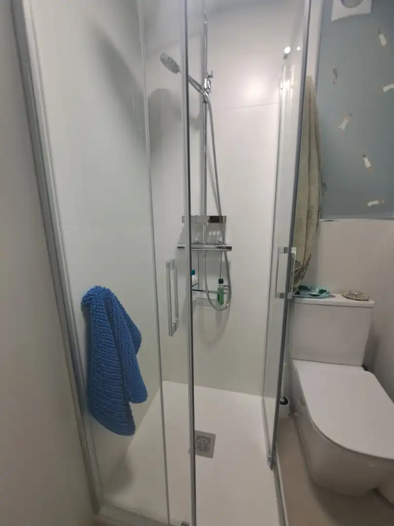 Badezimmer von Wohnung zur Miete in Marbella mit Heizung, Möbliert und Ofen