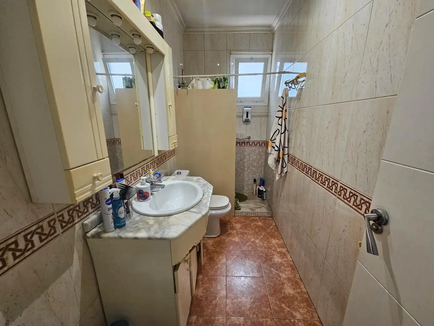 Badezimmer von Wohnung zum Verkauf in Sedaví mit Klimaanlage, Heizung und Balkon