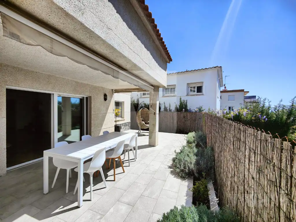 Terrassa de Casa o xalet en venda en El Masnou amb Aire condicionat, Calefacció i Jardí privat