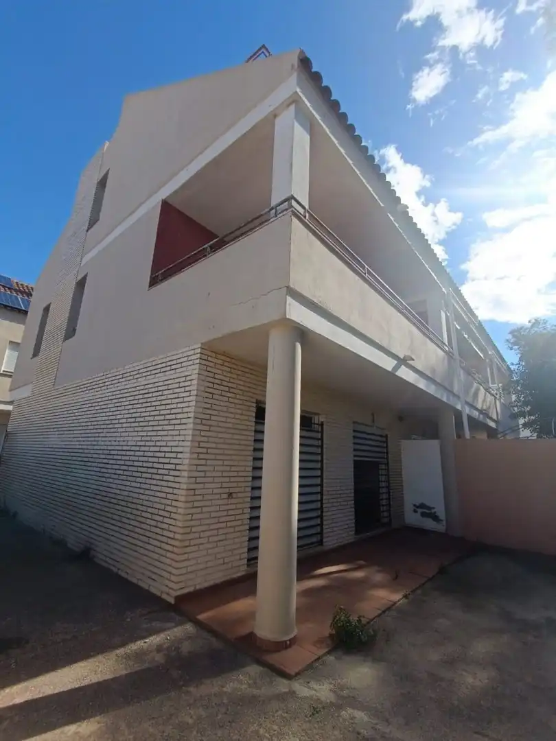 Detached homes for sale in Doctor Palos - Alto Palancia