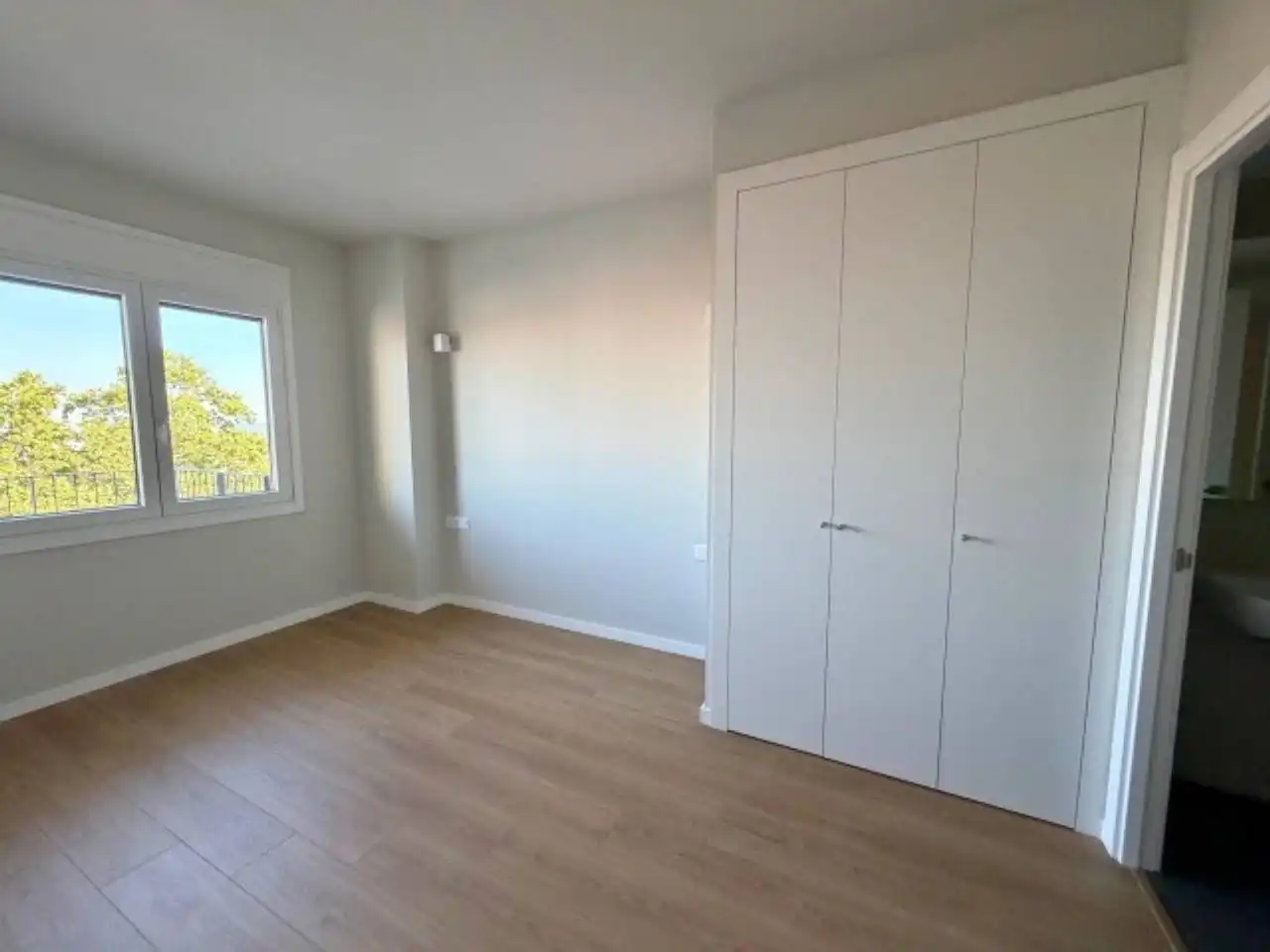 Bedroom of Flat for rent in Terrassa  with Air Conditioner, Heating and Parquet flooring