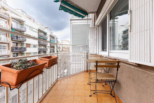 Piso en Alquiler en Fort Pienc