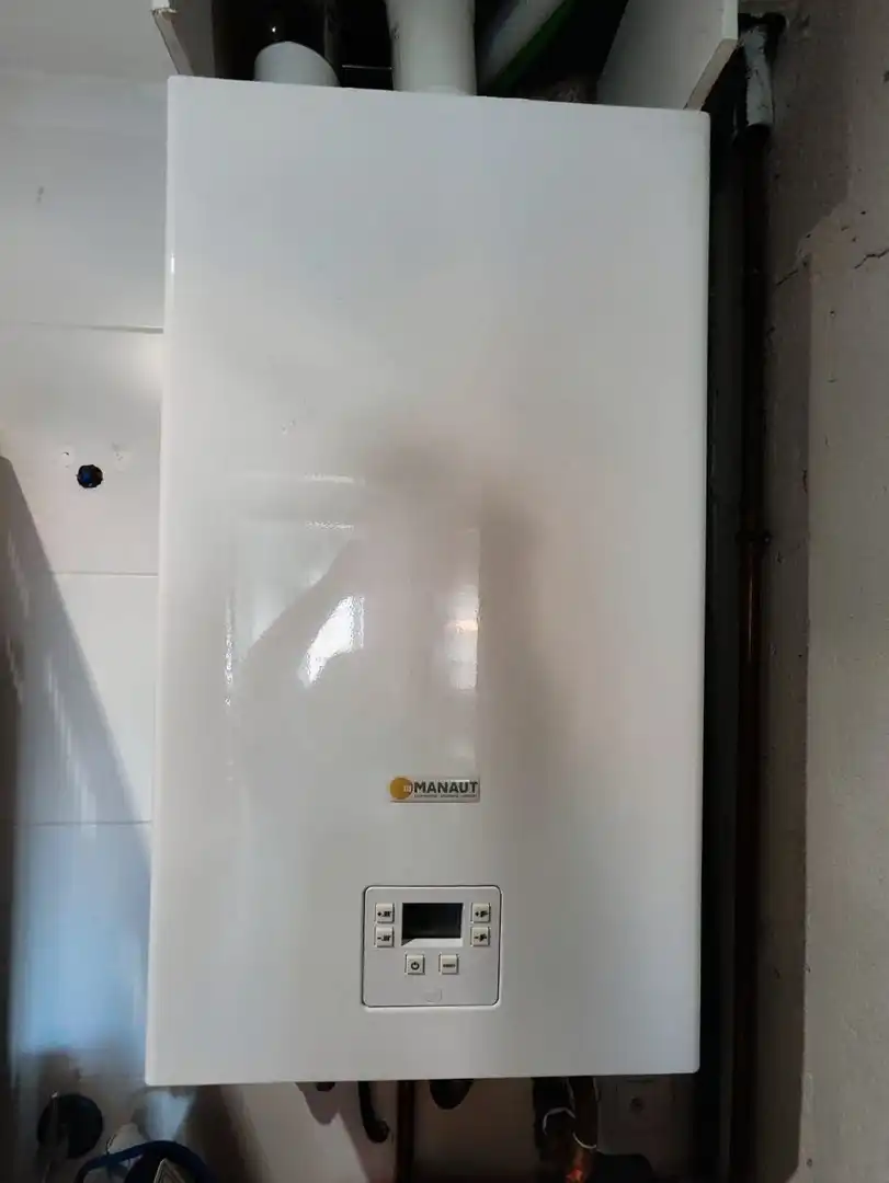 Vista exterior de Piso en venta en Parets del Vallès con Aire acondicionado y Calefacción