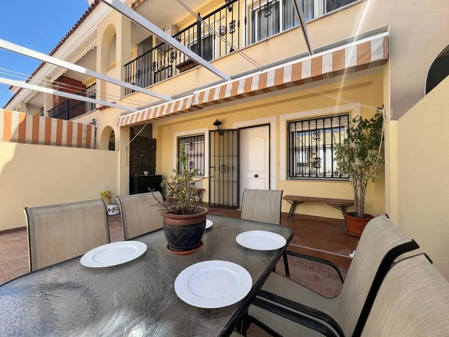 Bungalow amb piscina en venda a Calle Antonio Machado 4