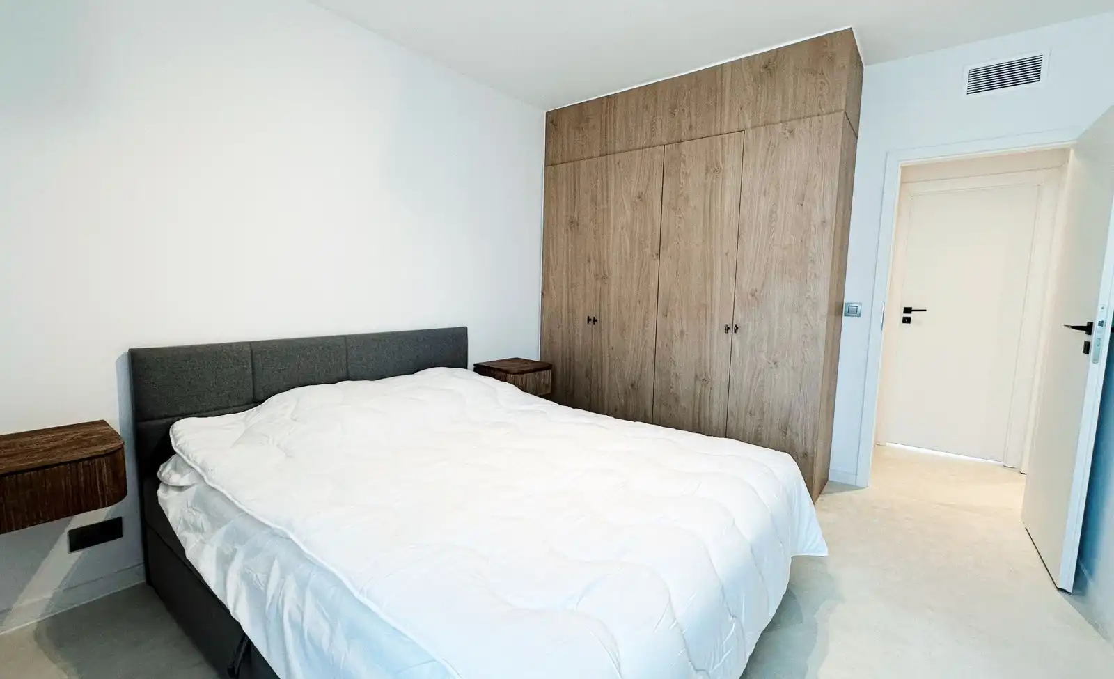 Habitación de Casa adosada en venta en Marbella con Terraza, Amueblado y Piscina comunitaria