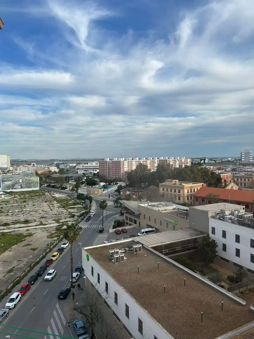 Vista exterior de Piso en venta en Cádiz