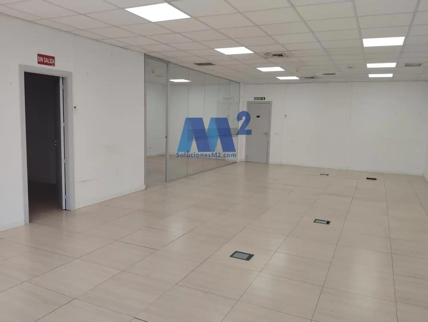 Office for rent in Rejas