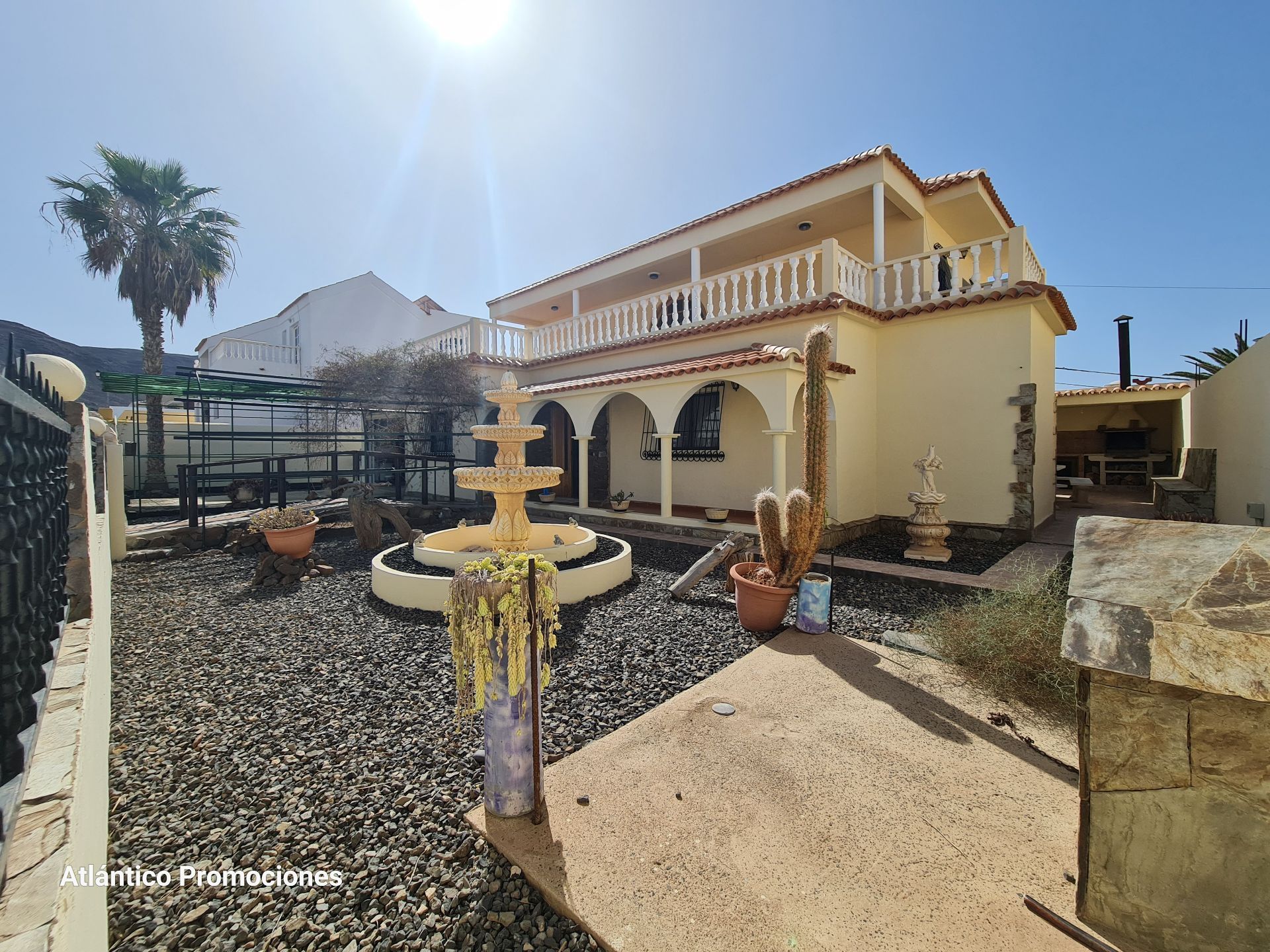 Exterior view of House or chalet for sale in Tuineje  with Air Conditioner, Private garden and Terrace