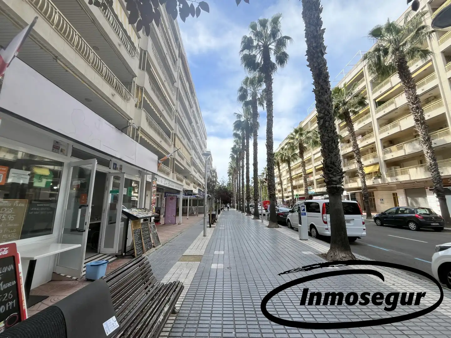 Business premises for sale in Carrer de la Ciutat de Reus 46, imagen 3