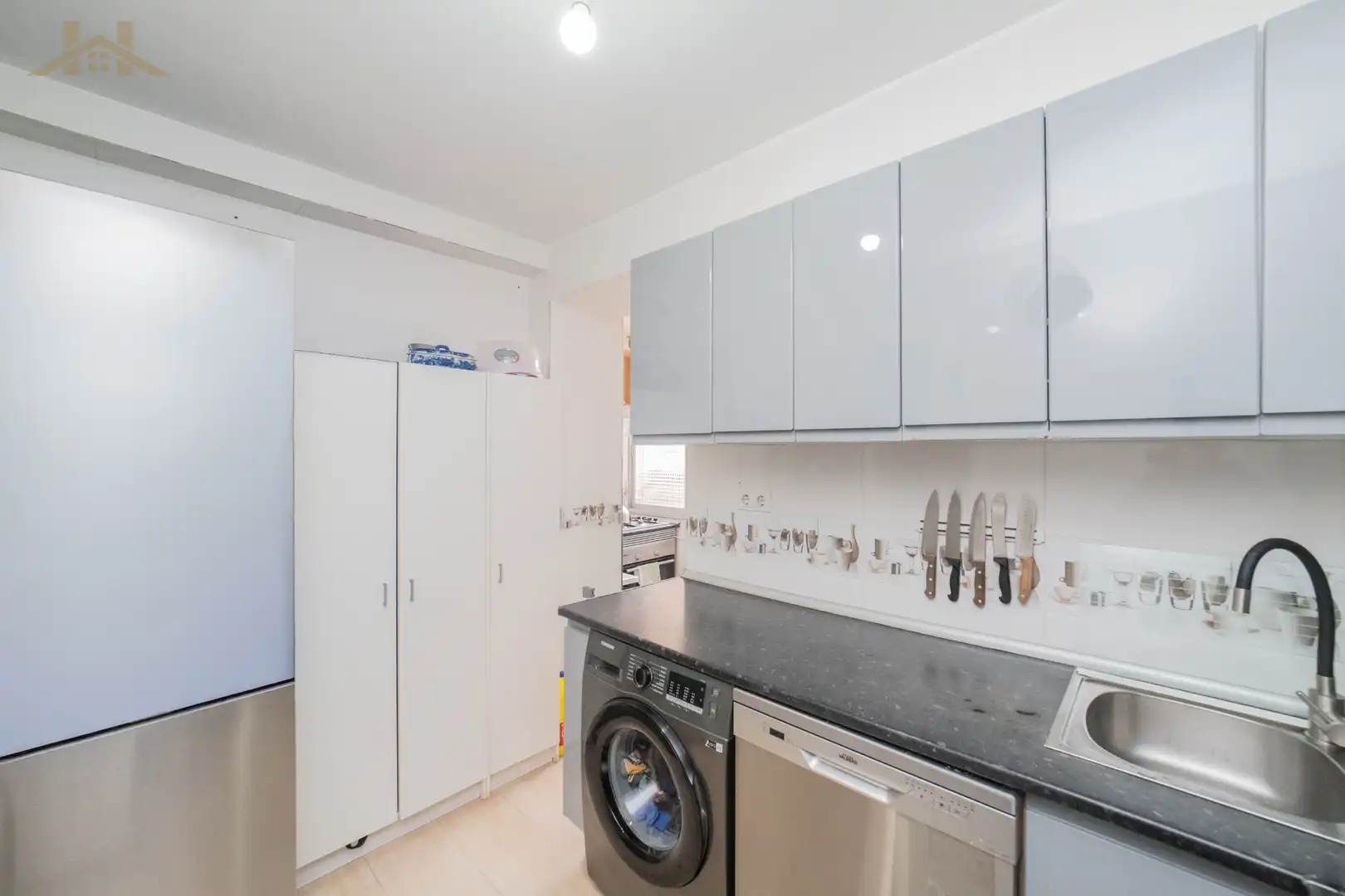Kitchen of Flat for sale in Parla  with Air Conditioner and Swimming Pool