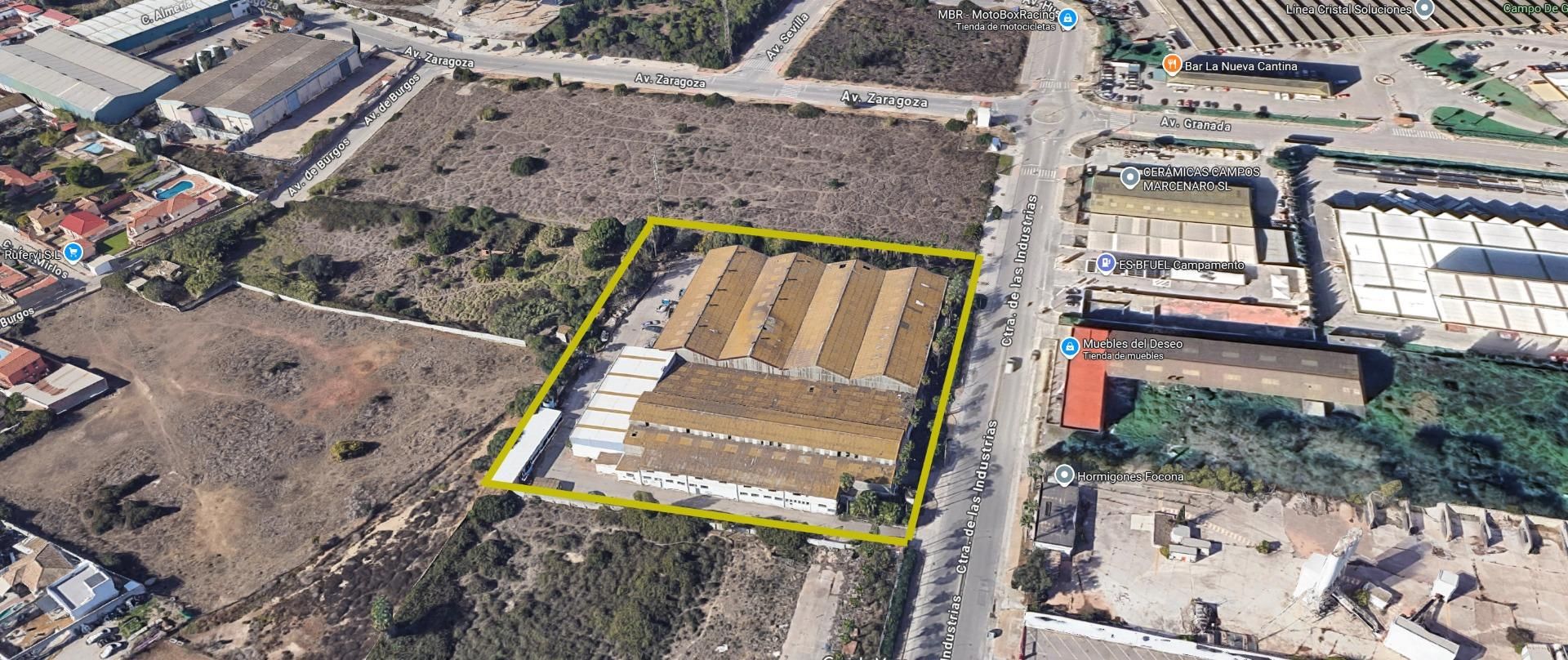 Exterior view of Industrial buildings for sale in La Línea de la Concepción