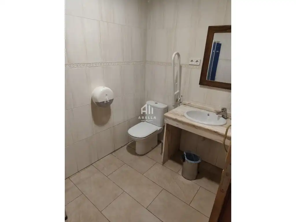 Bathroom of Houses for sale in Albatàrrec