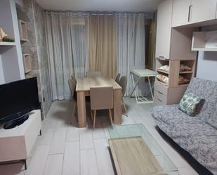 Sala d'estar de Apartament de lloguer en Benidorm amb Aire condicionat, Calefacció i Moblat