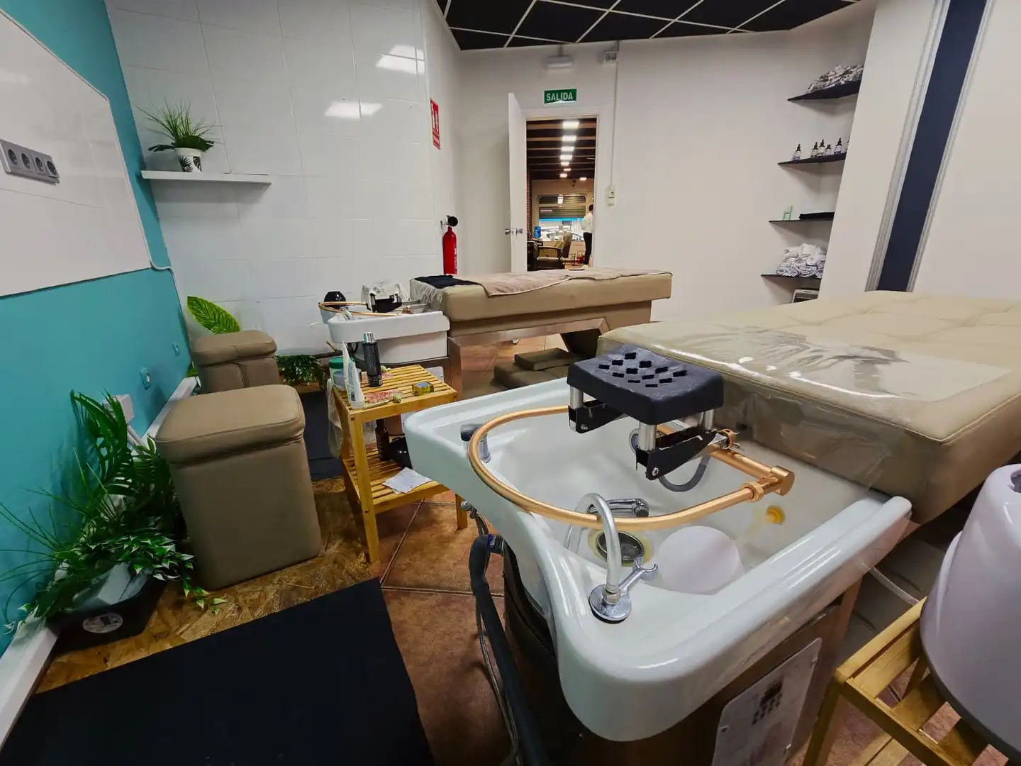 Business premises for transfer in Carrer de Ramon J. Sender, imagen 22