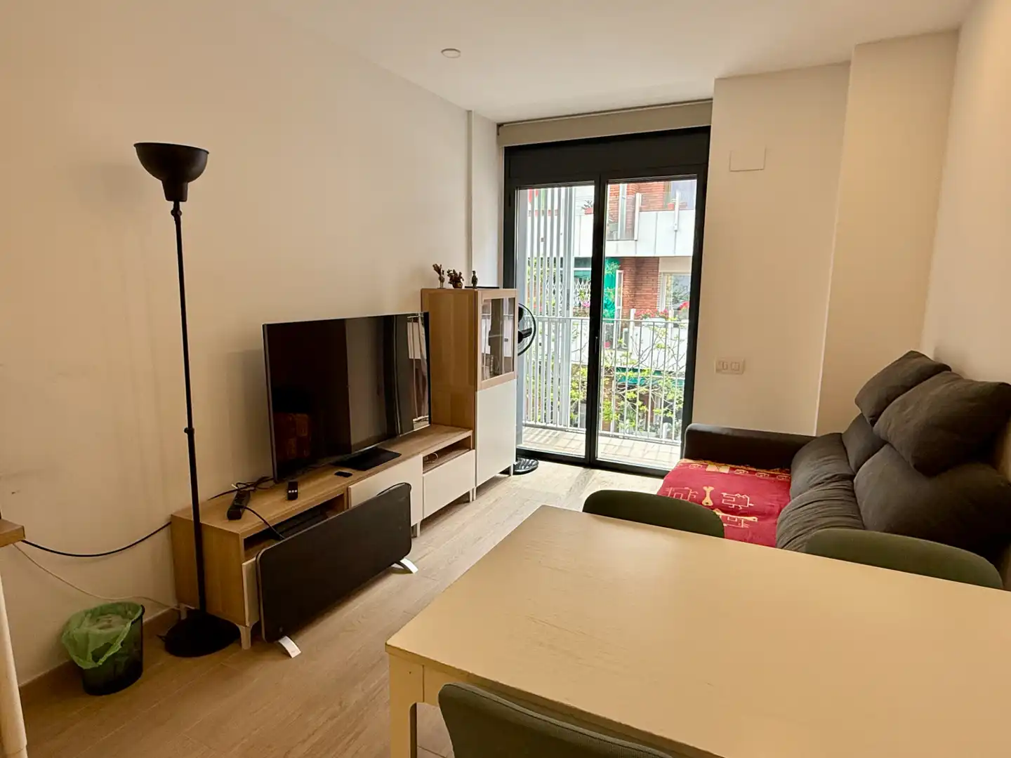Wohnzimmer von Wohnung zum Verkauf in Barcelona mit Klimaanlage, Heizung und Parkett
