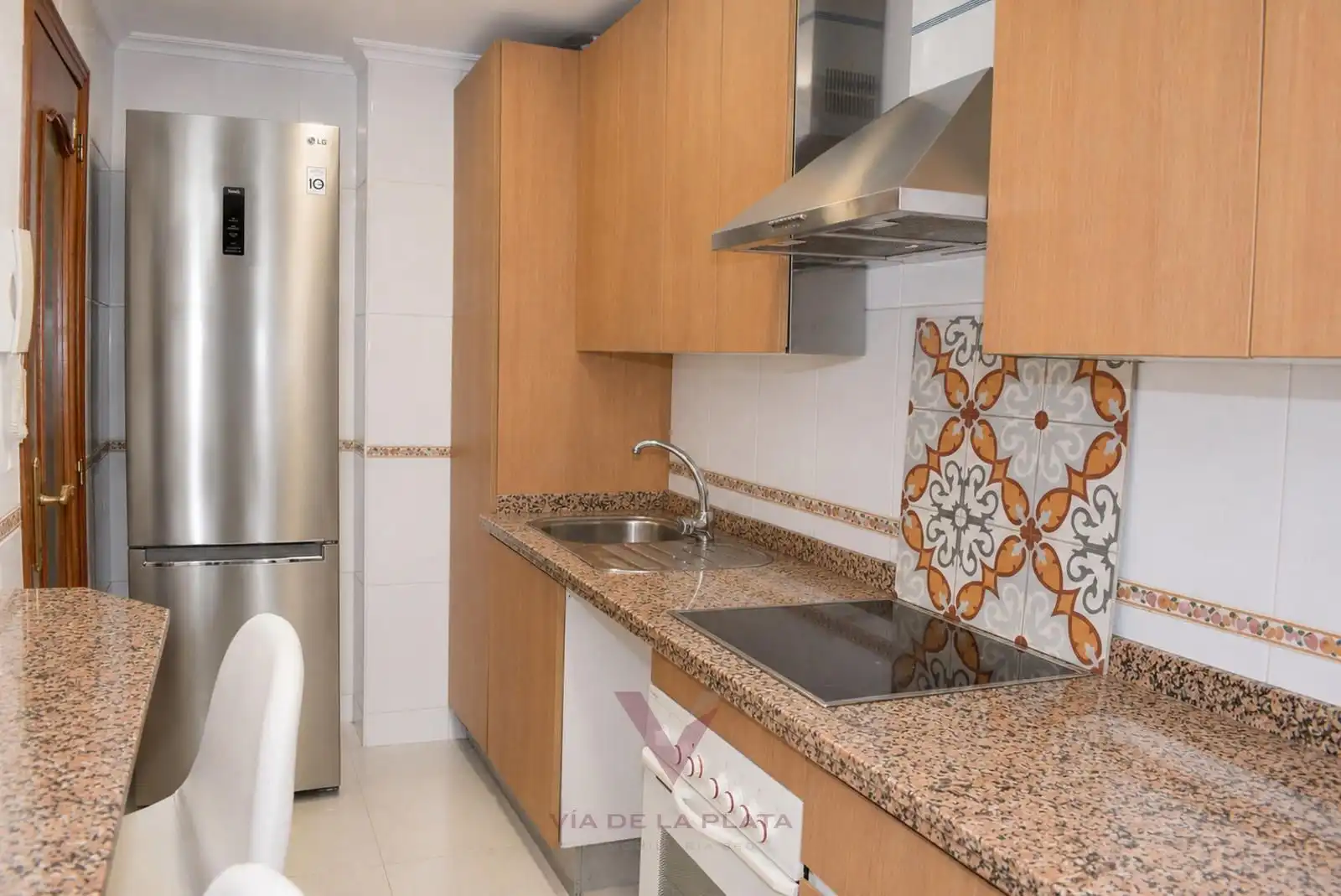 Kitchen of Flat for rent in Salamanca  with Heating, Oven and Washing machine