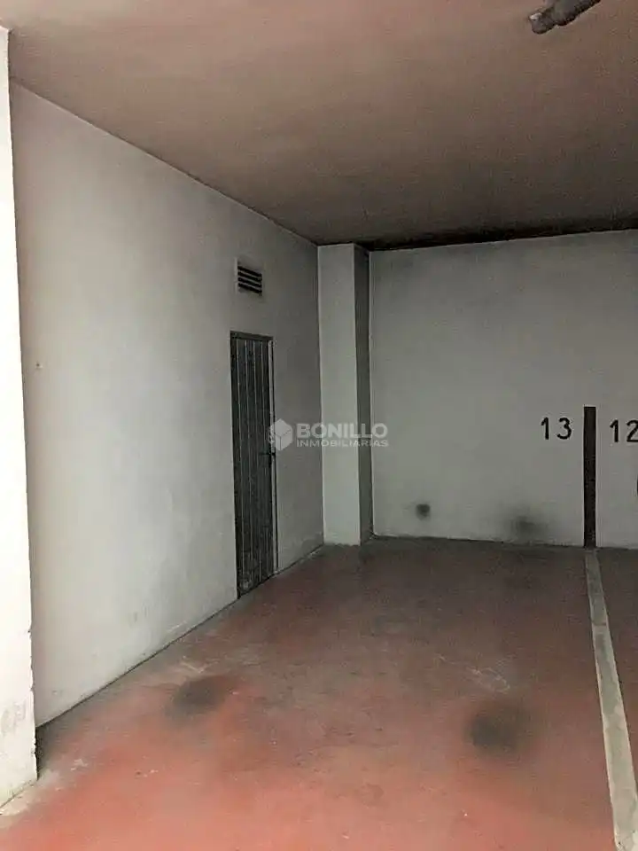 Flat with terrace to rent in Avenida de Sagunto, imagen 43
