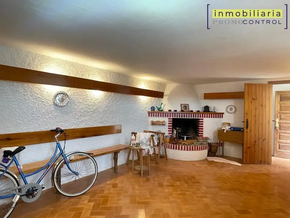 Chalet con terraza en venta en Calle Río Aragón 4, imagen 23