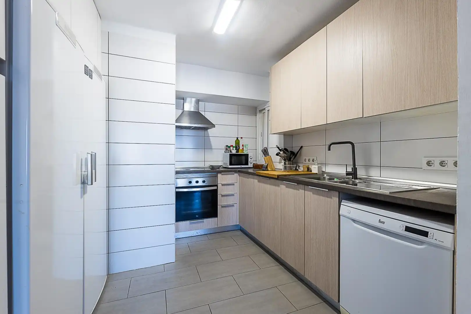 Piso con terraza en venta en Calle CARDENAL ROSSELL 84, imagen 3